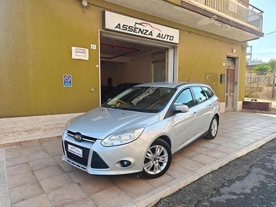 Usata Ford Focus Titanium 116 CV (85 kW) 2012 Argento Station wagon