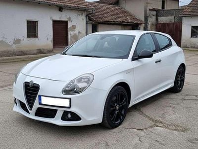 Usata Alfa Romeo Giulietta Tech Edition 120 CV (88 kW) 2018 Bianco Utilitaria