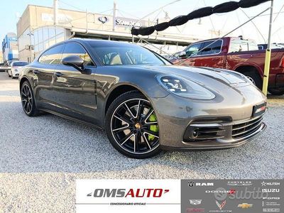 Usata Porsche Panamera 4 E-Hybrid 330 CV (242 kW) 2017 Grigio scuro Utilitaria