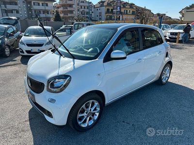 Bianco Usata 2015 Smart ForFour Passion Utilitaria | 7500 € (Buon prezzo)