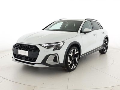 Usata Audi A3 Ambiente 150 CV (110 kW) 2025 Bianco ghiaccio metallizzato Berlina