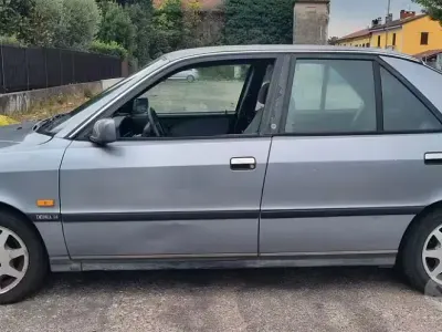 Usata Lancia Dedra 75 CV (55 kW) 1996 Grigio Berlina