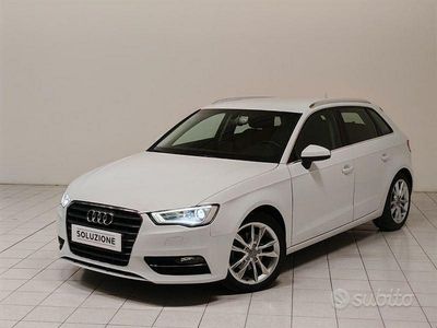 Bianco Usata 2013 Audi A3 Ambition Berlina | 11.950 € (Buon prezzo)