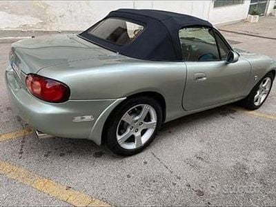 Usata Mazda MX5 110 CV (80 kW) 2003 Grigio Cabrio