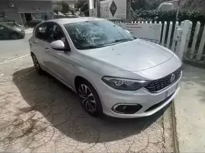 Usata Fiat Tipo Lounge 95 CV (69 kW) 2017 Berlina