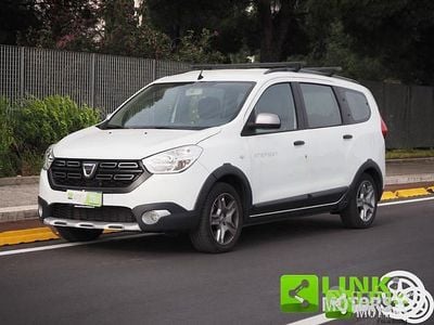 Usata Dacia Lodgy Stepway 116 CV (85 kW) 2022 Bianco Monovolume