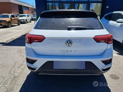 Usata VW T-Roc 116 CV (85 kW) 2020 Bianco SUV