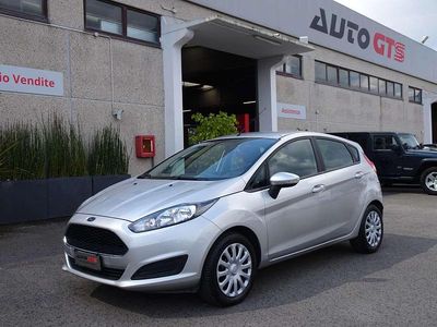 Begagnad Ford Fiesta Business Edition 60 HK (44 kW) 2017 Silver Sedan