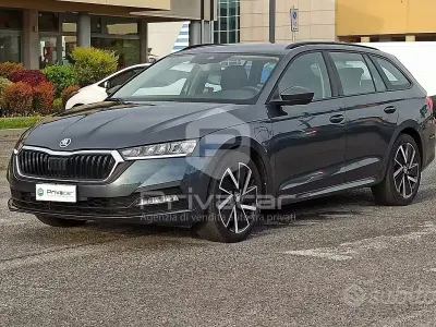 Begagnad Skoda Octavia Executive 150 HK (110 kW) 2021 Grå Kombi