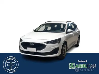 Usata Ford Focus Business Edition 120 CV (88 kW) 2022 Bianco Station wagon