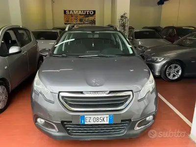 Usata Peugeot 2008 Allure 82 CV (60 kW) 2015 Grigio SUV