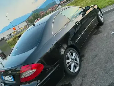 Usata Mercedes CLK200 184 CV (135 kW) 2023 Nero Coupé