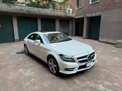 Usata Mercedes CLS350 AMG line 265 CV (194 kW) 2012 Bianco diamante Coupé