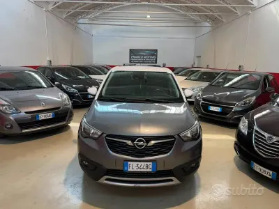 Usata Opel Crossland X 81 CV (59 kW) 2017 Grigio SUV