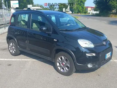Usado Fiat Panda 4x4 S 75 CV (55 kW) 2014 Negro Utilitario