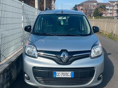 Usata Renault Kangoo 95 CV (69 kW) 2020 Grigio Monovolume