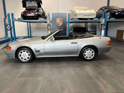 Usata Mercedes SL320 231 CV (169 kW) 1994 Argento Cabrio
