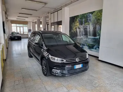 Usata VW Touran 116 CV (85 kW) 2016 Nero Monovolume