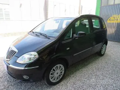 Usata Lancia Musa 77 CV (56 kW) 2010 Nero Monovolume