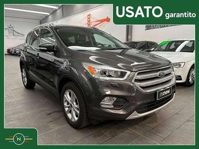 Grigio scuro metallizzato Usata 2017 Ford Kuga Titanium SUV | 13.500 € (Buon prezzo)