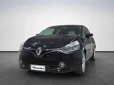 Usata Renault Clio IV Zen 75 CV (55 kW) 2015 Nero Berlina
