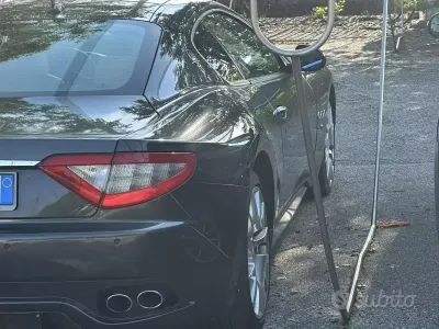 Usata Maserati Granturismo 405 CV (297 kW) 2007 Grigio Coupé