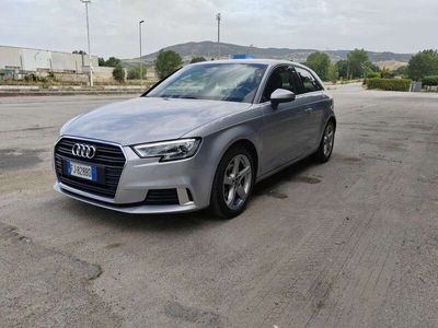 usata Audi A3 1.6 tdi Sport 116cv s-tronic