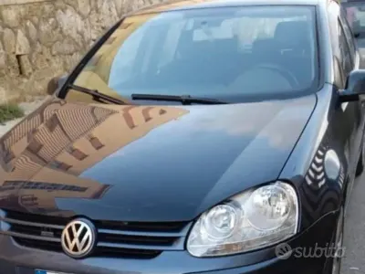 Usata VW Golf VI 105 CV (77 kW) 2008 Nero Utilitaria