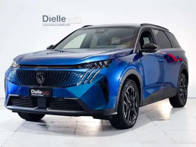 Usata Peugeot 5008 GTi 197 CV (144 kW) 2025 Blu obsession met. con tetto n SUV
