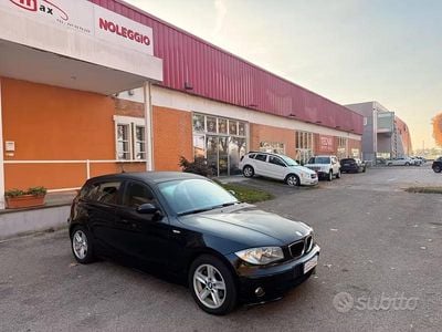 Usata BMW 120 163 CV (119 kW) 2005 Nero Utilitaria