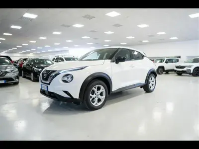Usata Nissan Juke N-Connecta 114 CV (83 kW) 2020 Bianco SUV