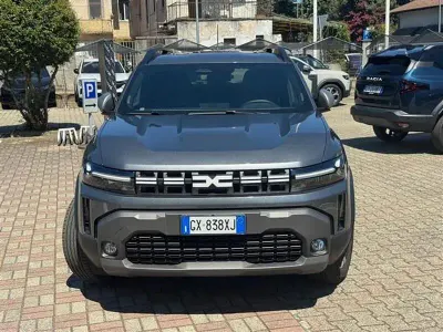 Usata Dacia Duster Journey 141 CV (103 kW) 2025 Grigio scuro SUV