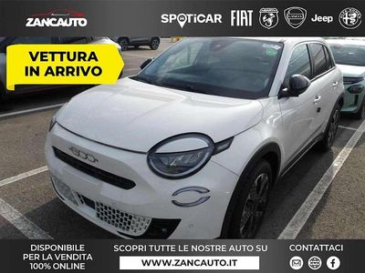 Nuova Fiat 600E La Prima 114 kW (156 CV) 2025 Bianco SUV