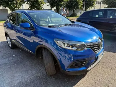 Usata Renault Kadjar Business 116 CV (85 kW) 2022 Blu/azzurro SUV