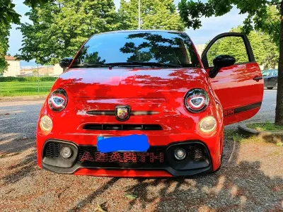 Usata Abarth 500 180 CV (132 kW) 2016 Rosso Berlina