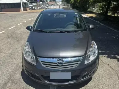 Usata Opel Corsa 86 CV (63 kW) 2012 Utilitaria