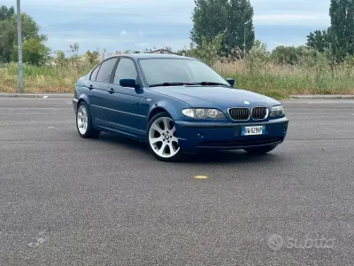 Occasion BMW 320 150 ch (110 kW) 2001 Bleue Berline