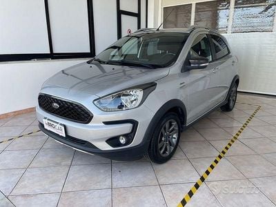 Begagnad Ford Ka Plus Active 85 HK (62 kW) 2019 Grå Halvkombi