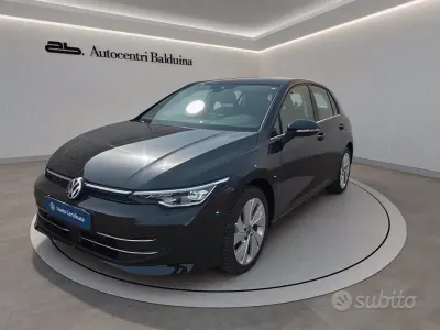 Begagnad VW Golf VIII Style 150 HK (110 kW) 2025 Svart Sedan