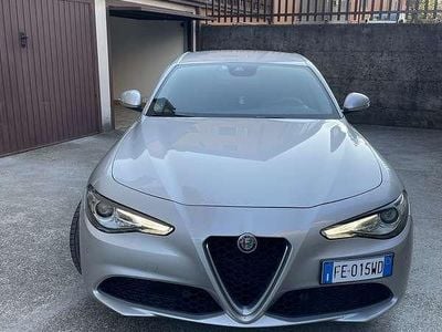 Usata Alfa Romeo Giulia Super 180 CV (132 kW) 2016 Grigio Berlina