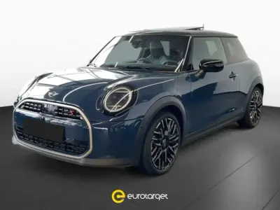 Usata Mini Cooper S Favoured 204 CV (150 kW) 2024 Blu/azzurro Utilitaria