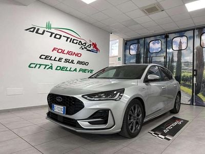 Grigio Usata 2024 Ford Focus ST-Line Berlina | 21.500 € (Buon prezzo)