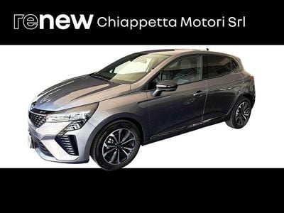 Usata Renault Clio V Techno 91 CV (66 kW) 2025 Grigio scisto Berlina