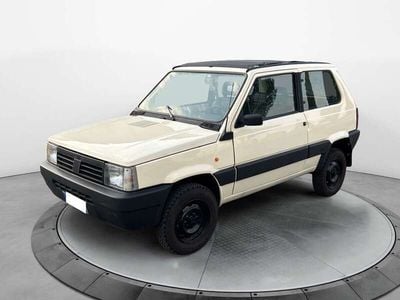 Usata Fiat Panda 4x4 Trekking 54 CV (39 kW) 1994 Beige Utilitaria