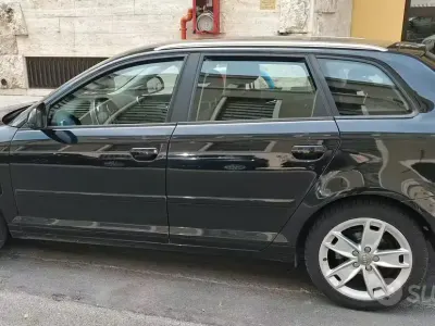 Usata Audi A3 90 CV (66 kW) 2010 Nero Utilitaria