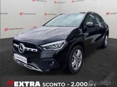 Usata Mercedes GLA200 150 CV (110 kW) 2022 Nero SUV