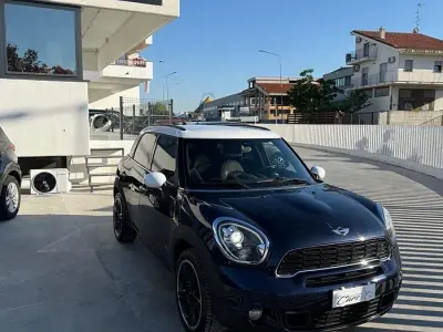 Usata Mini Cooper SD Countryman 143 CV (105 kW) 2012 Blu SUV