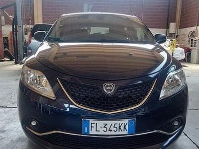 Brugt Lancia Ypsilon 69 HK (50 kW) 2017 Blå Hatchback