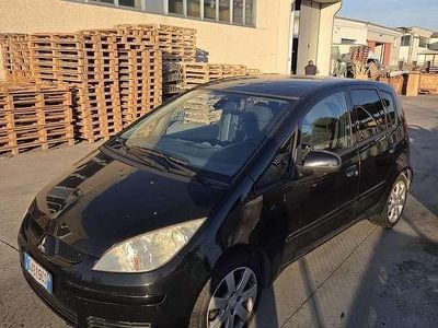Nero Usata 2007 Mitsubishi Colt Berlina | 2250 € (Buon prezzo)