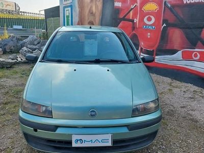 Usata Fiat Punto 60 CV (44 kW) 2002 Verde Utilitaria